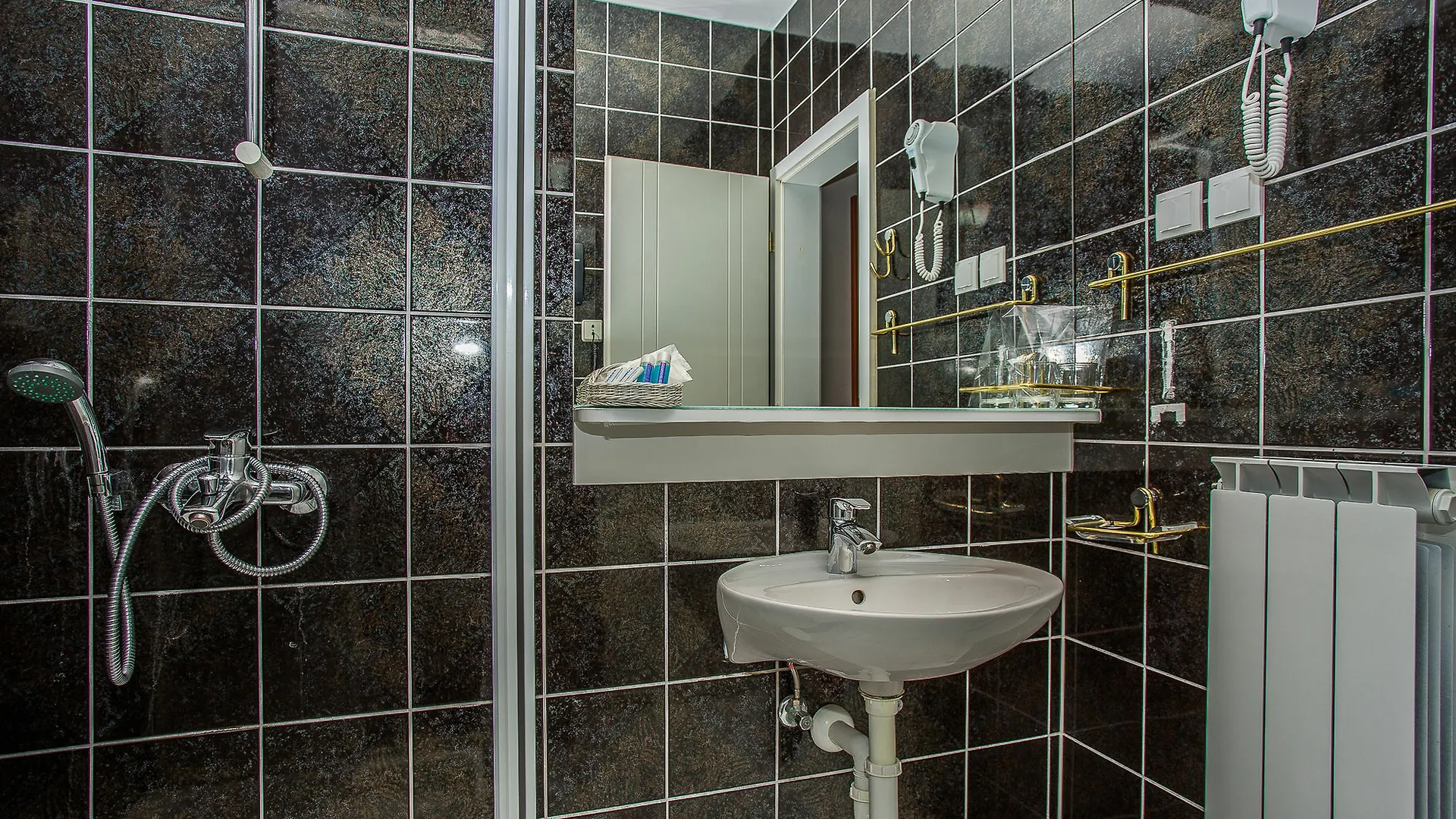 Hotel Bavaria Trogir Donji Seget