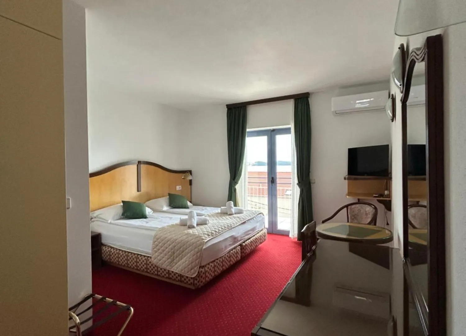 Hotel Bavaria Trogir 3*, Seget Donji Croatia