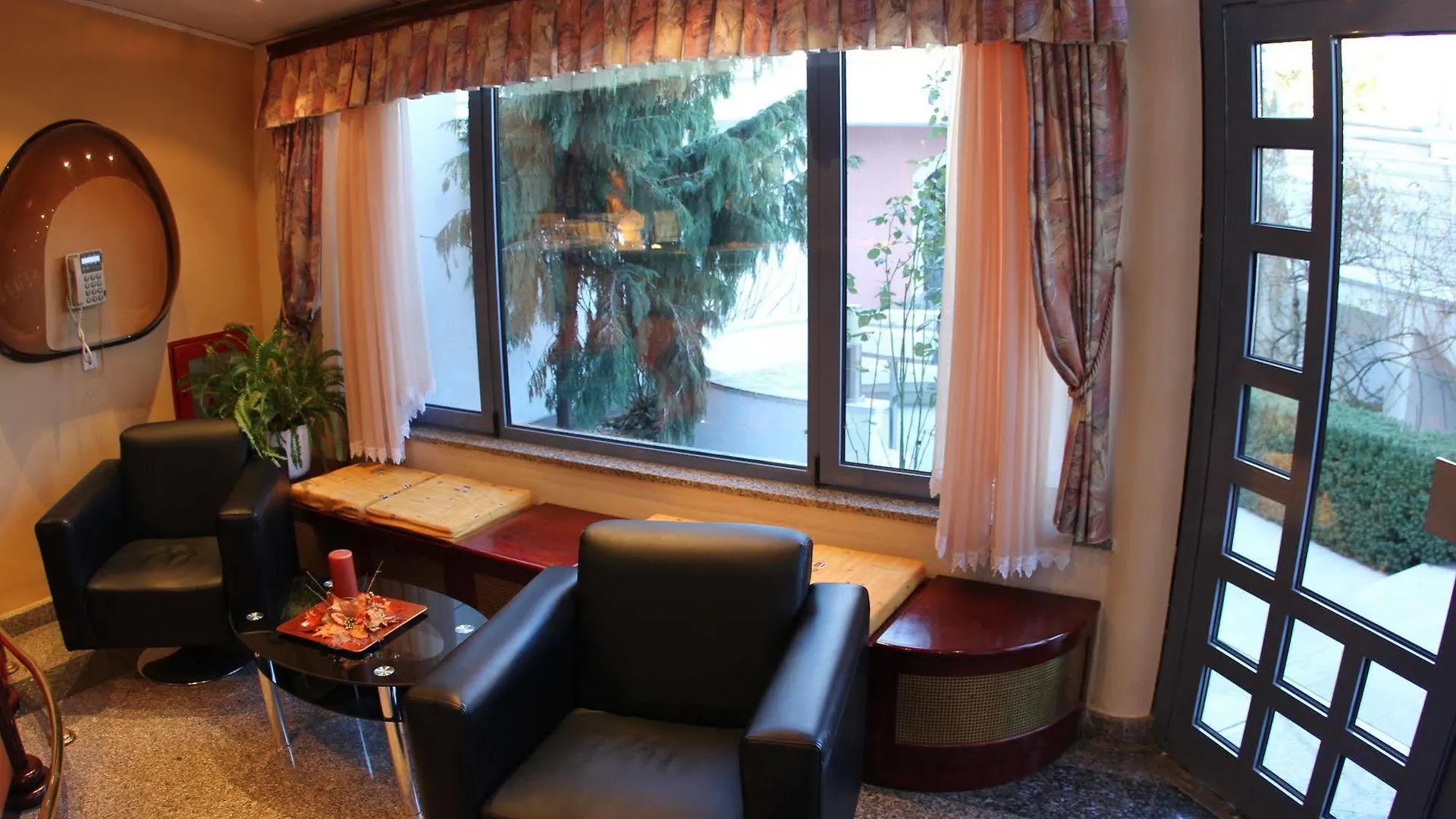 Hotel Bavaria Trogir 3*, Seget Donji Croatia
